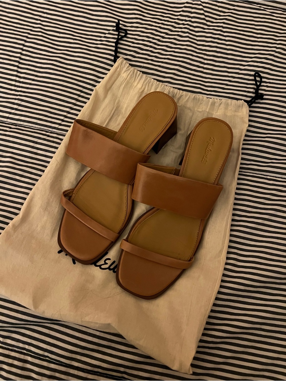 Madewell the kailin sandal in shiny leather